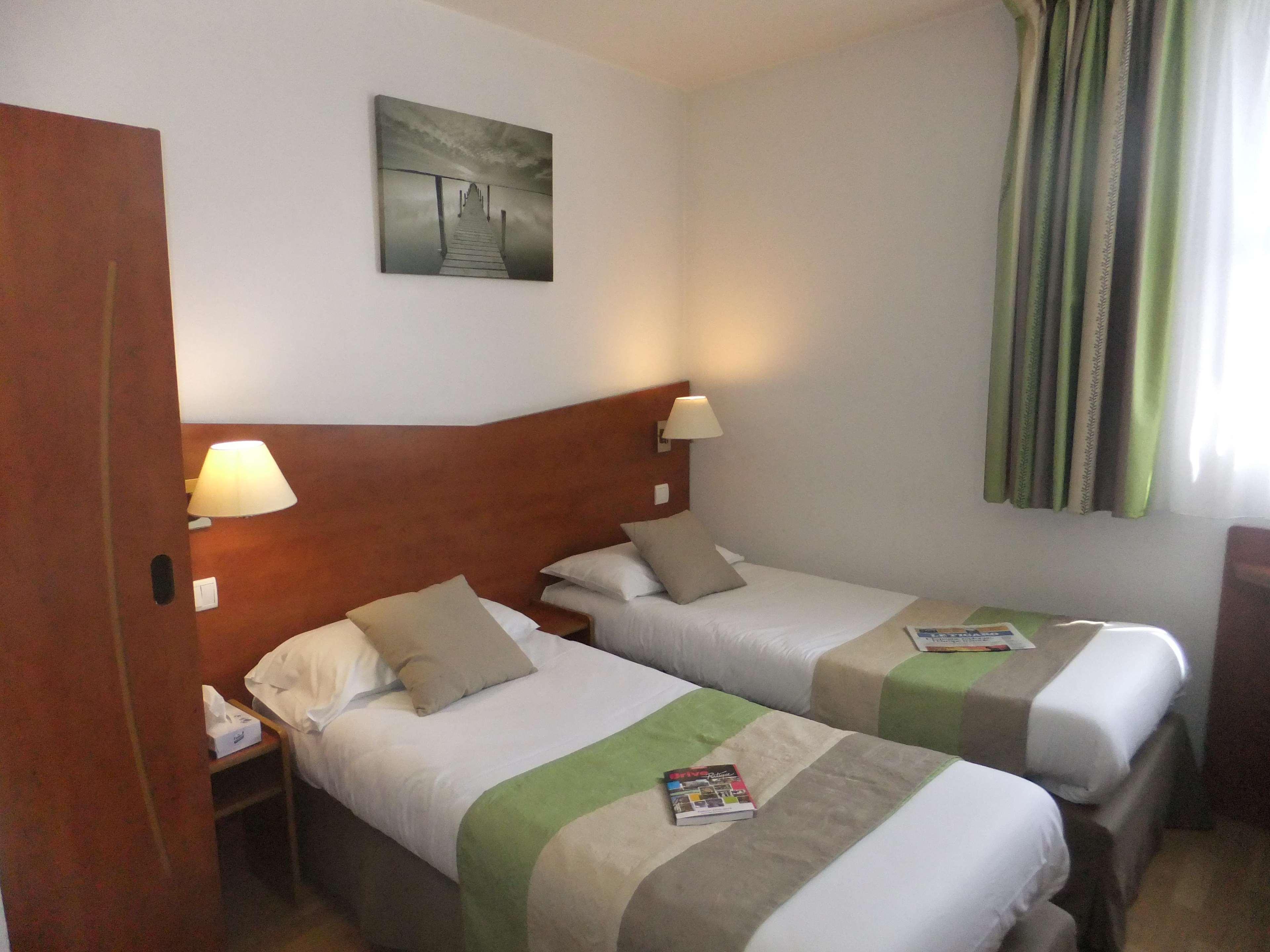 กีริอาด บริฟ ลา แกยาร์ด ซองทร์ Hotel บรีฟ-ลา-เกยยาร์ด ภายนอก รูปภาพ